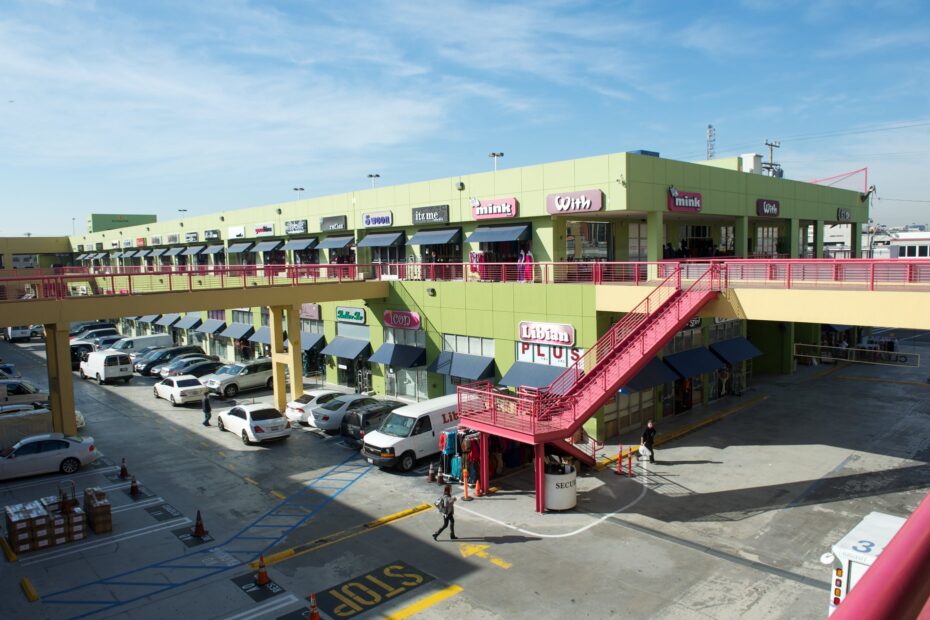 Wholesale Women’s Clothing Los Angeles